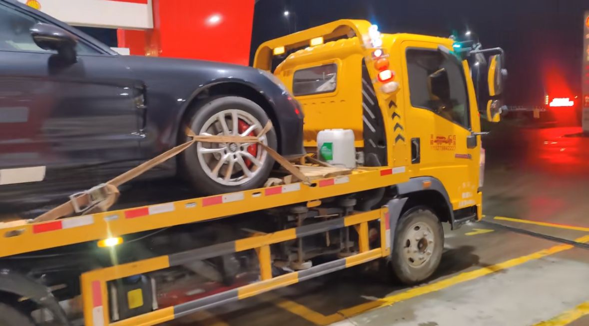 辽阳行车途中遇到突发状况该如何呼叫道路救援？